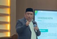 Agusriansyah Ridwan, Sekretaris Fraksi PKS DPRD Kaltim saat menjadi keynote speaker di Aula BPU Kelurahan Bontang Barat, Sabtu (10/5/2025)