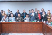 Subandi, Ketua BK DPRD Kaltim saat memanggil terlapor (Ikadin) terkait RDP RSHD