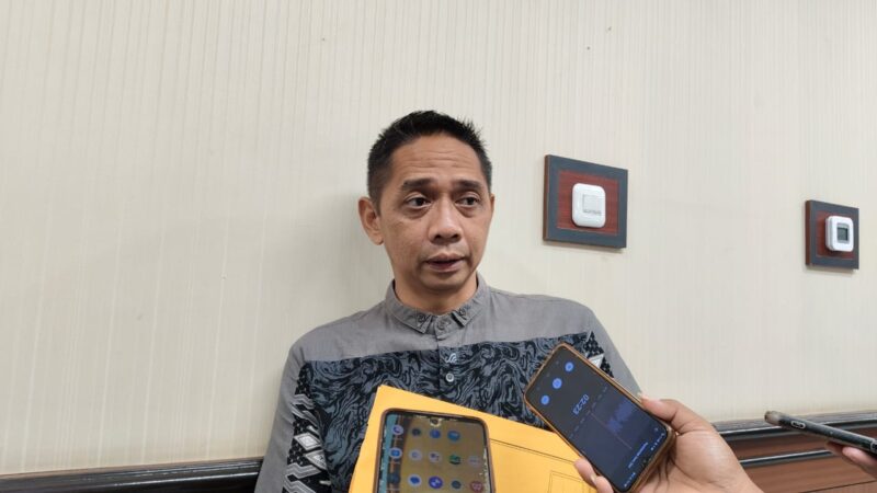 Firnadi Ikhsan, Anggota Komisi II DPRD Kaltim saat diwawancarai di Gedung DPRD Kaltim, Jumat (20/6/2025)